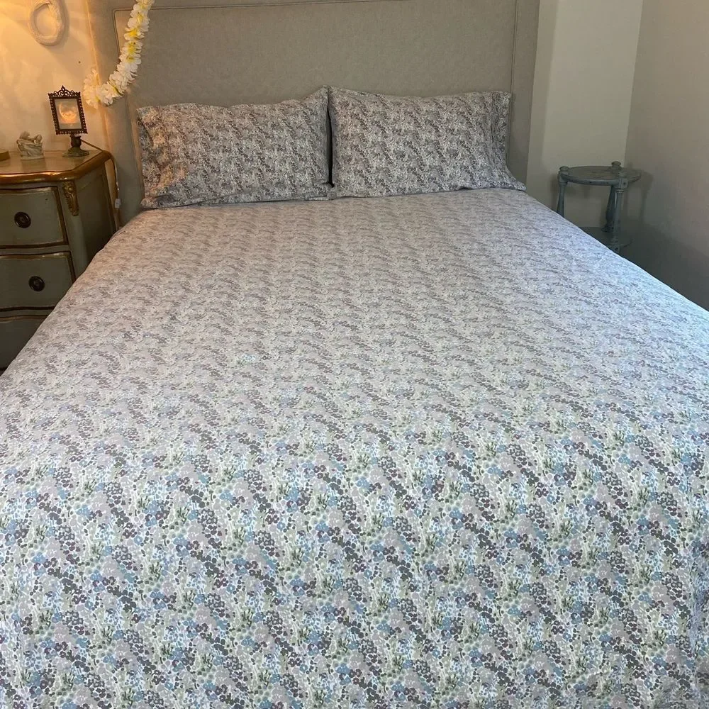 Threshold Flat Sheet w/ 2 pillowcases Queen floral